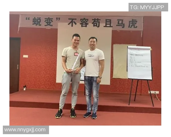 南京飞盘队的蜕变之旅:从业余爱好到专业竞技的成长记录 南京飞盘队的蜕变之旅:从业余爱好到专业竞技的成长记录